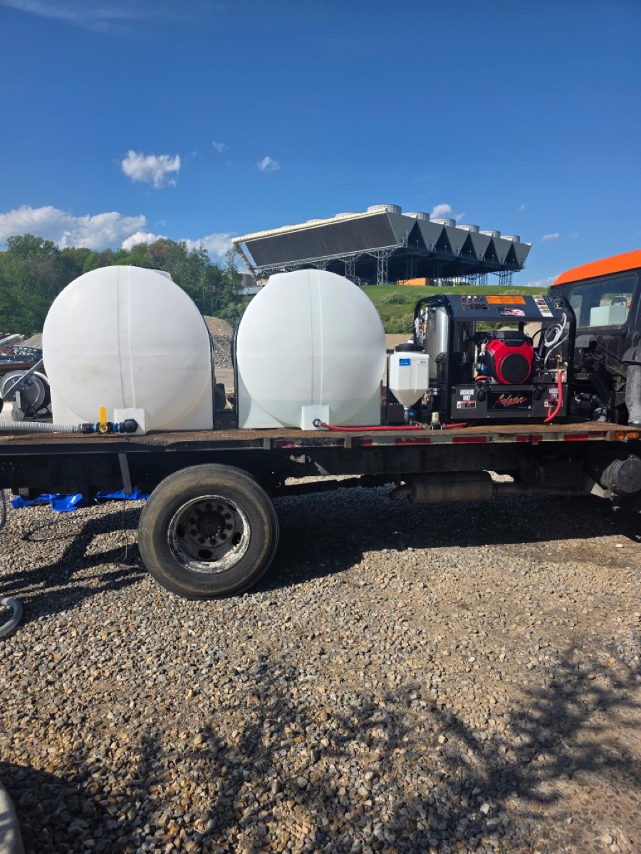 Flat Bed Conversion Kit — side view with tanks