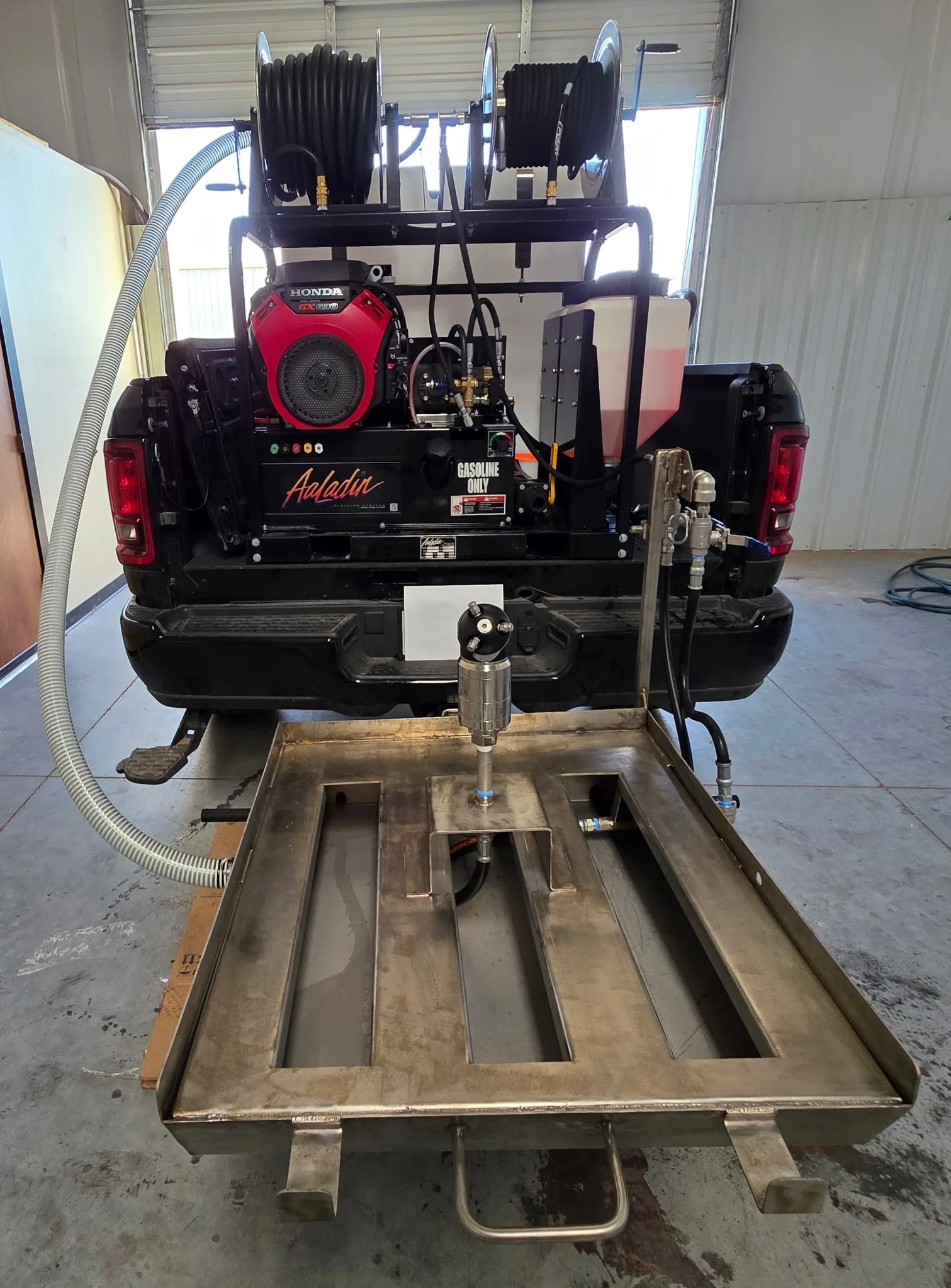 Kraken Truck Pod Hot Water — full system view